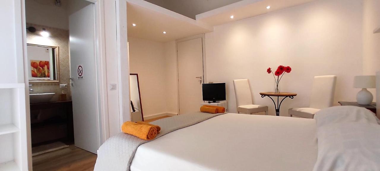 Il Girasole Bb Cagliari Bed & Breakfast Ngoại thất bức ảnh